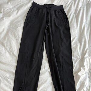 Lululemon - License to Train HR Pant